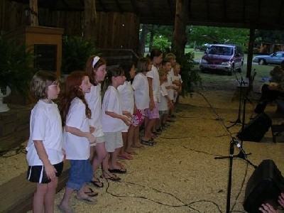 Kids Singing!